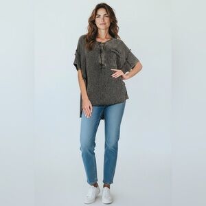 Women's Double Gauze Oversized High-Low Henly Tunic Top in Ash Black